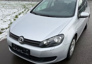 VW Golf 148.000 km 5.990 &euro; Kirchhundem 57399