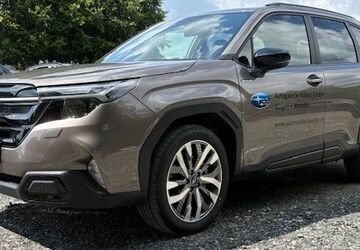 Subaru Forester 13.000 km 41.900 &euro; Wenden 57482
