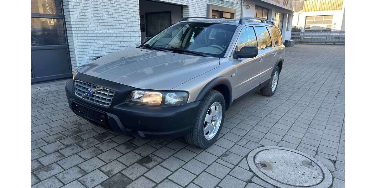 Volvo XC70 165.200 km 7.500 &euro; Herborn 35745