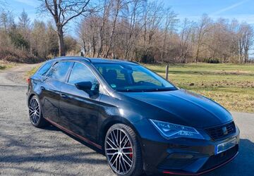 Seat Leon 62.000 km 17.900 &euro; Netphen 57250