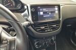 Peugeot 208 94.000 km 7.950 &euro; Burbach 57299