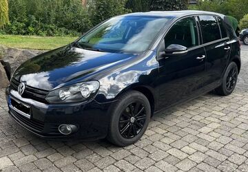VW Golf 115.000 km 7.100 &euro; Breitscheid 35767