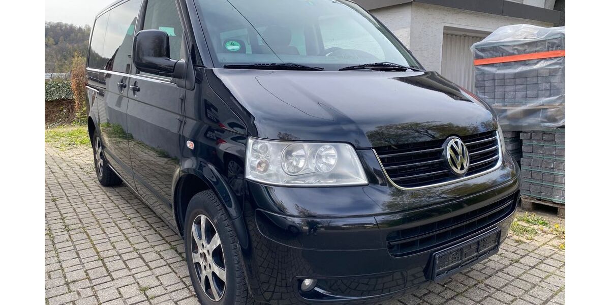 VW T5 Multivan 321.000 km 5.900 &euro; Kreuztal 57223