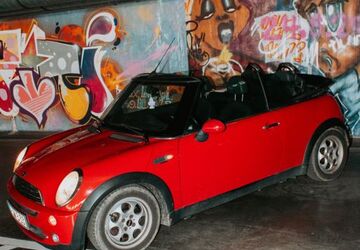 Mini Cooper Cabrio 208.000 km 2.250 &euro; Wissen 57537