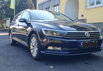 VW Passat Variant 142.000 km 12.500 &euro; Siegen 57074