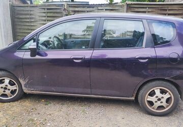 Honda Jazz 228.894 km 1.990 &euro; Waldbröl 51545