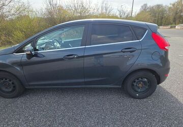 Ford Fiesta 145.000 km 2.750 &euro; Bad Marienberg 56470