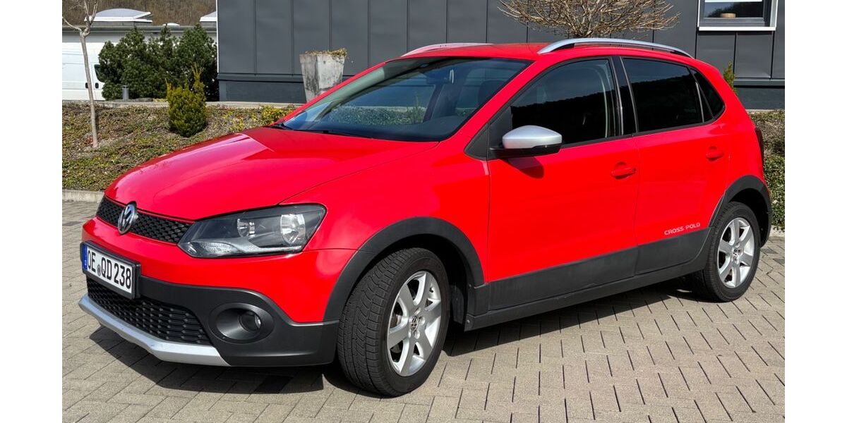 VW Polo 161.000 km 6.599 &euro; Lennestadt 57368