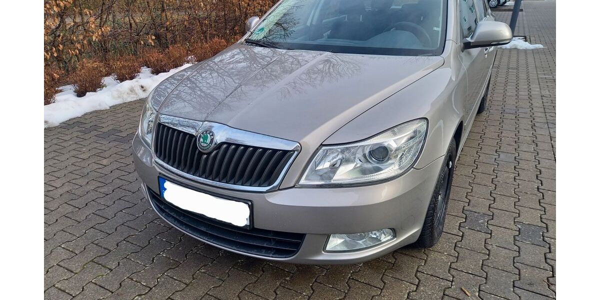 Skoda Octavia 213.000 km 3.200 &euro; Haiger 35708