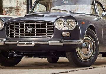 Lancia Flaminia 44.000 km 79.500 &euro; Kirchen/Sieg 57548