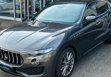 Maserati Levante 112.000 km 34.999 &euro; Olpe 57462