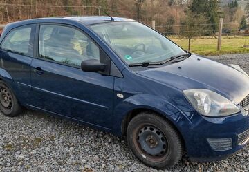 Ford Fiesta 205.000 km 1.100 &euro; Waldbröl 51545