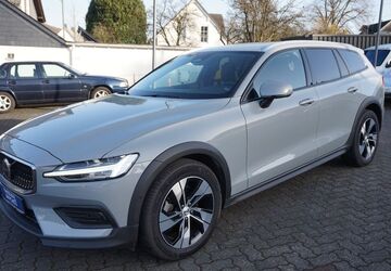 Volvo V60 17.500 km 42.400 &euro; Burbach 57299