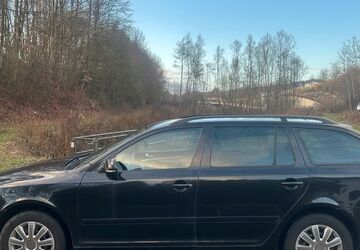 Skoda Octavia 215.000 km 2.350 &euro; Kreuztal 57223