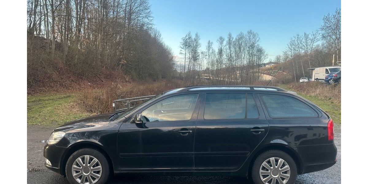 Skoda Octavia 215.000 km 2.350 &euro; Kreuztal 57223