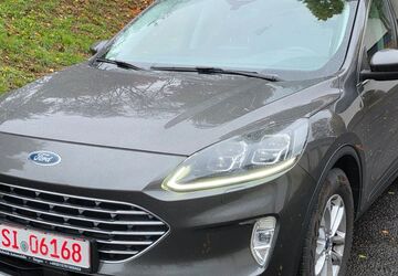 Ford Kuga 136.100 km 16.900 &euro; Siegen 57074
