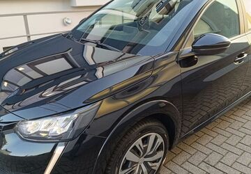 Peugeot 208 11.450 km 17.990 &euro; Hachenburg 57627