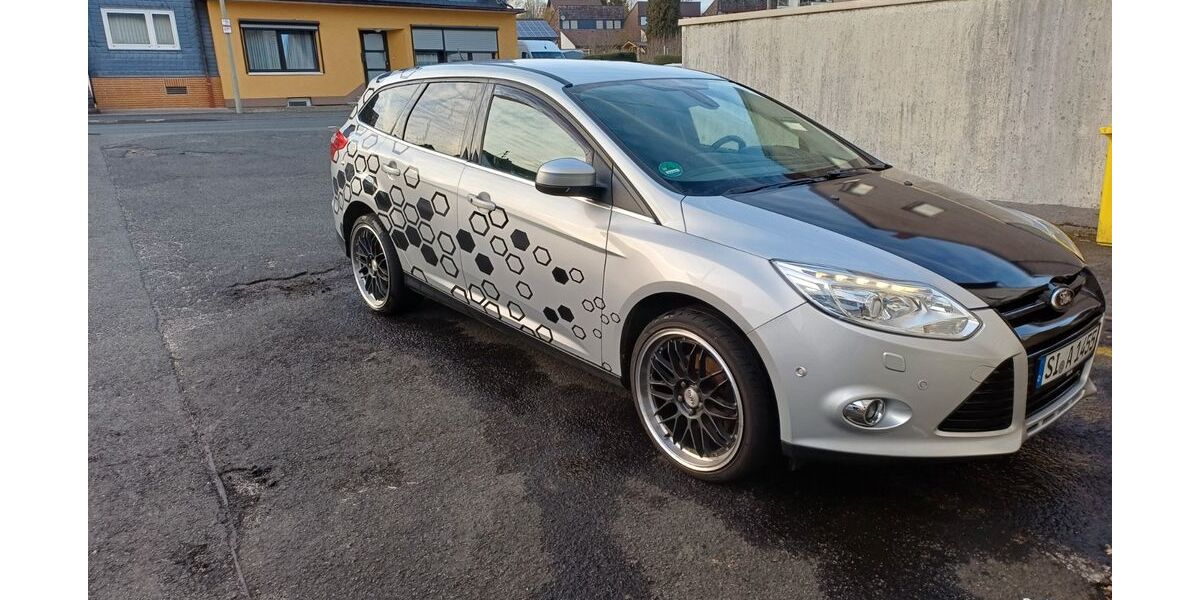 Ford Focus 149.000 km 7.900 &euro; Kreuztal 57223