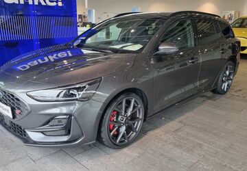 Ford Focus 2.250 km 35.990 &euro; Waldbröl 51545