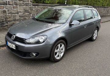 VW Golf 231.000 km 4.299 &euro; Siegen 57076
