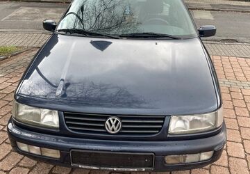 VW Passat 114.300 km 2.000 &euro; Netphen 57250