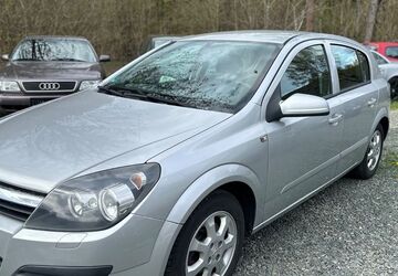Opel Astra 129.000 km 2.700 &euro; Siegen 57080