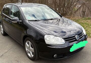 VW Golf 229.000 km 2.890 &euro; Freudenberg 57258