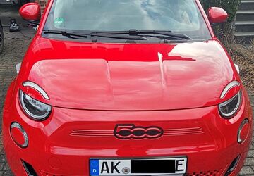 Fiat 500e 14.933 km 16.999 &euro; Wissen 57537