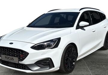Ford Focus 82.030 km 22.555 &euro; Siegen 57072