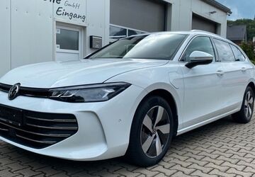 VW Passat 17.834 km 37.800 &euro; Siegen 57080