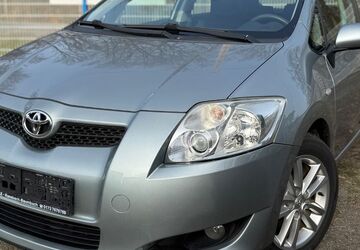 Toyota Auris 142.000 km 5.299 &euro; Müschenbach 57629