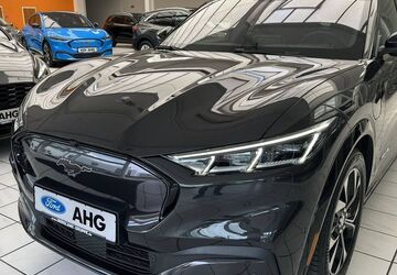 Ford Mustang Mach-E 2.500 km 37.990 &euro; Olpe 57462