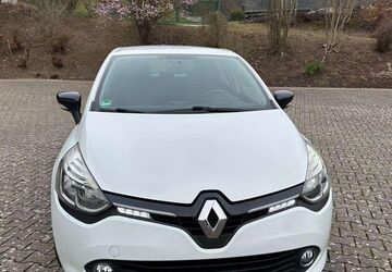 Renault Clio 182.000 km 4.999 &euro; Lennestadt-Meggen 57368