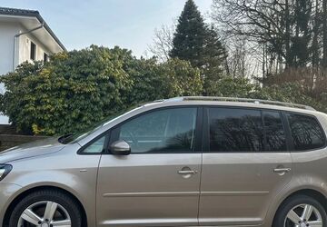 VW Touran 220.000 km 8.500 &euro; Kreuztal 57223
