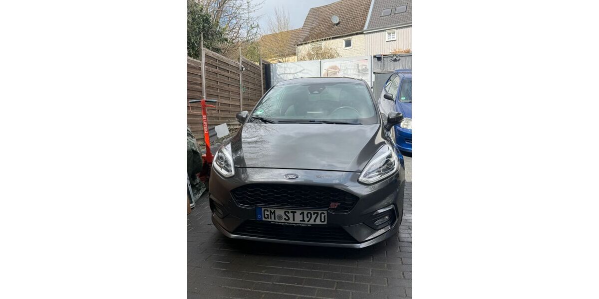Ford Fiesta 133.000 km 9.999 &euro; Waldbröl 51545
