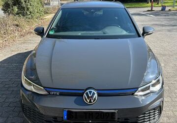 VW Golf 92.184 km 16.990 &euro; Siegen 57076