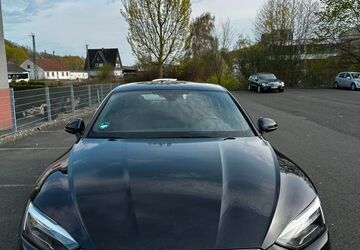 Audi A5 98.035 km 32.900 &euro; Dillenburg 35683