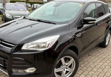 Ford Kuga 198.100 km 8.990 &euro; Lennestadt (Meggen)…. 57368