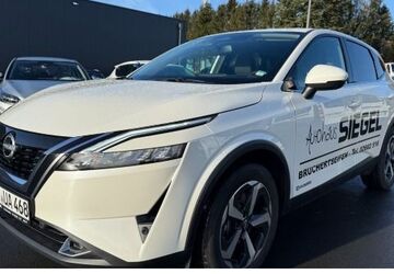 Nissan Qashqai 8.000 km 34.990 &euro; Bruchertseifen 57539