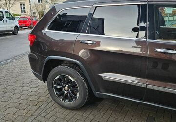 Jeep Grand Cherokee 320.000 km 9.200 &euro; Olpe 57462
