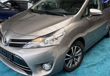 Toyota Verso 222.227 km 6.999 &euro; Freudenberg 57258