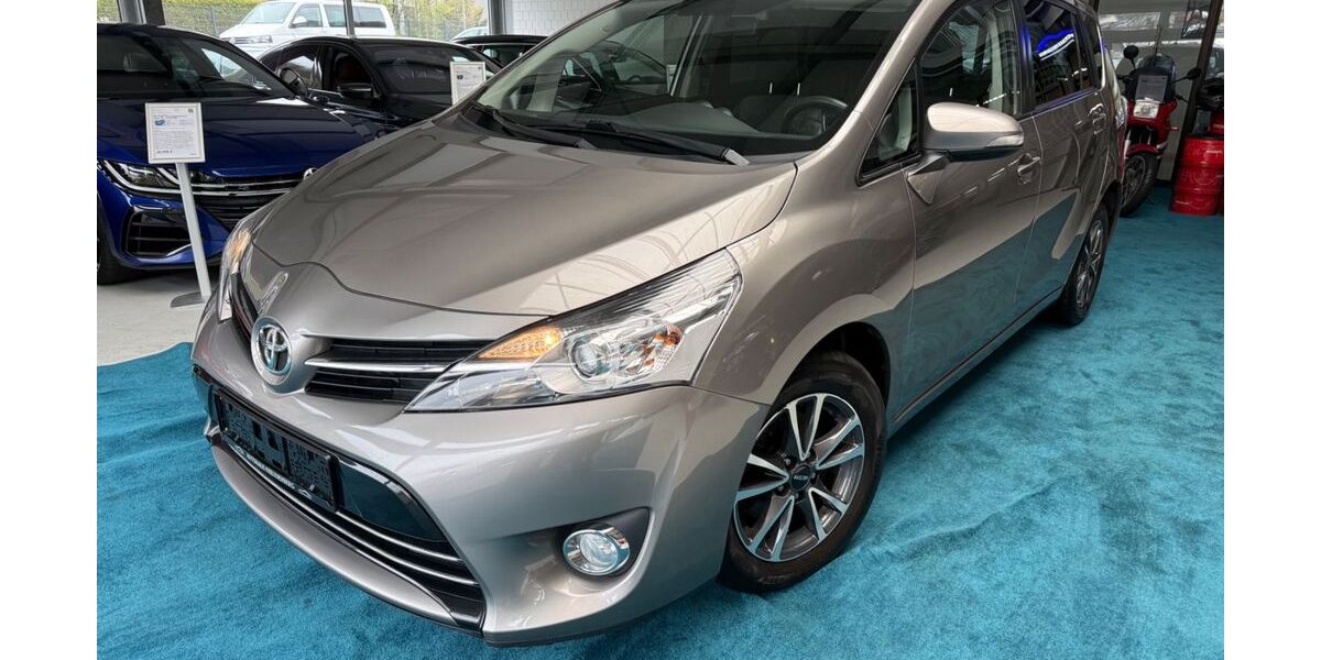 Toyota Verso 222.227 km 6.999 &euro; Freudenberg 57258