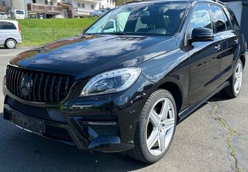 Mercedes-Benz ML 350 208.000 km 14.900 &euro; Haiger 35708