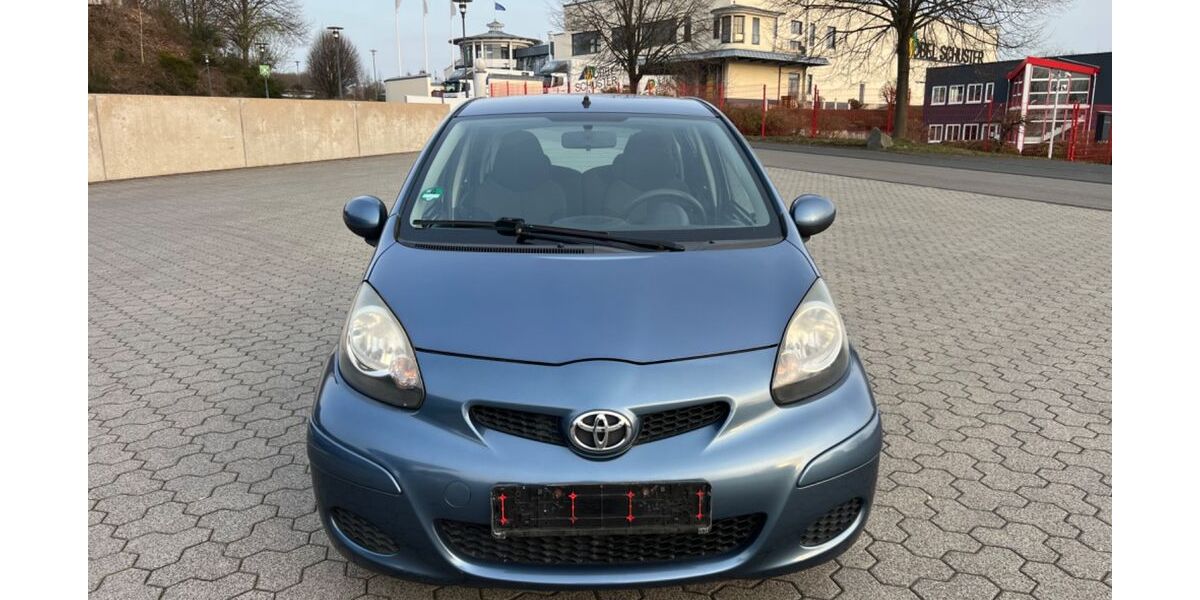 Toyota Aygo (X) 205.000 km 2.200 &euro; Waldbröl 51545