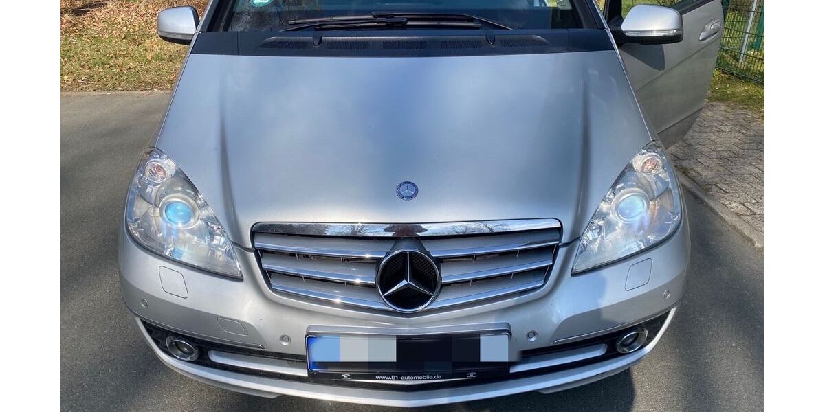 Mercedes-Benz A 180 244.796 km 2.800 &euro; Olpe 57462
