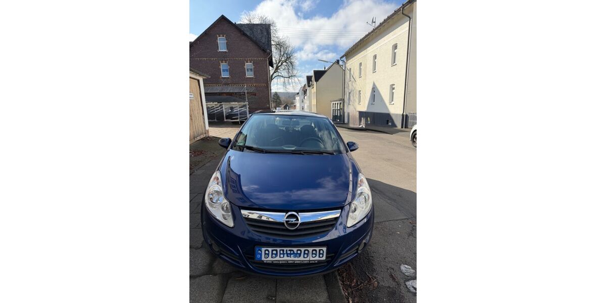 Opel Corsa 72.000 km 3.700 &euro; Siegen 57076