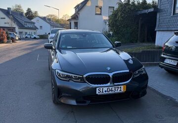 BMW 320 97.353 km 28.500 &euro; Siegen 57074