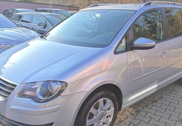 VW Touran 283.500 km 4.200 &euro; Siegen 57080
