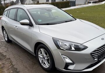 Ford Focus 25.000 km 16.990 &euro; Kirchhundem 57399