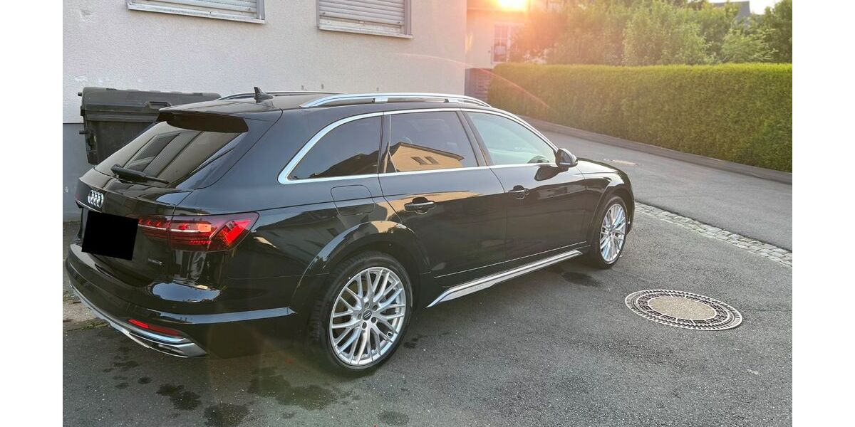 Audi A4 Allroad 102.223 km 28.999 &euro; Hof 56472